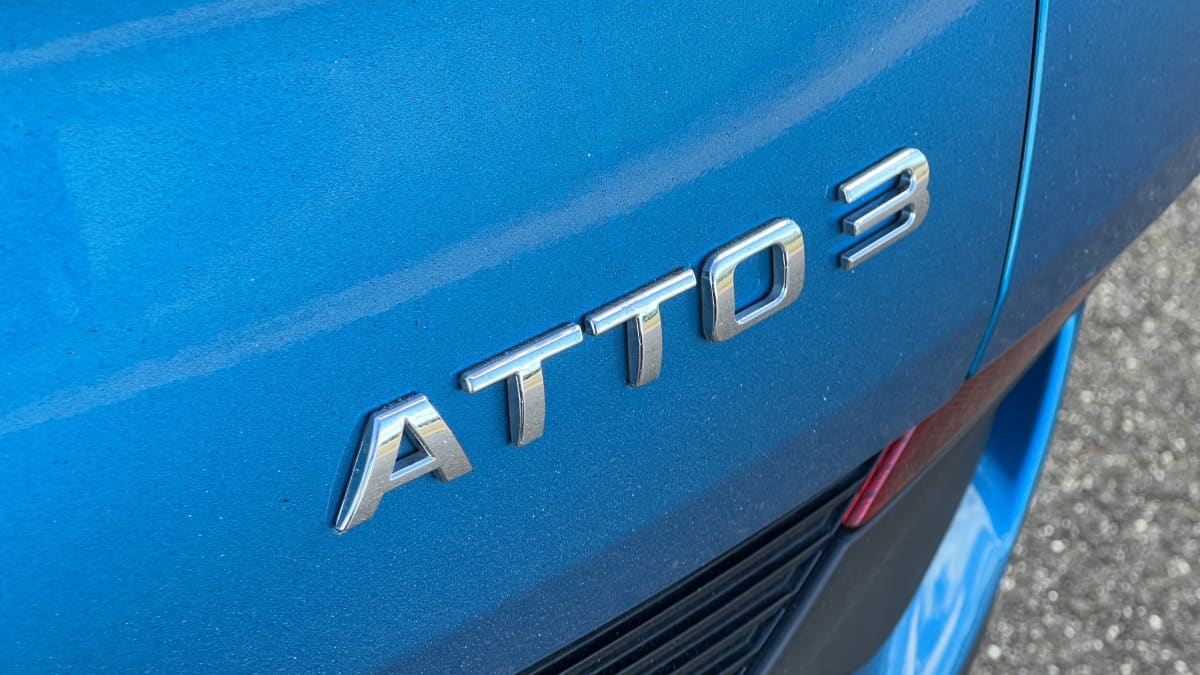 BYD_Atto_3_Rear_Badge.jpg